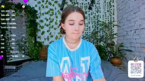 Snapshot of nancycaseys chatting on 8, 3, 2025 Luna online show from 8, 3, 2025