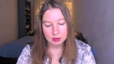 Snapshot of nancysanders chatting on 5, 1, 2026 Nancy online show from 5, 1, 2026