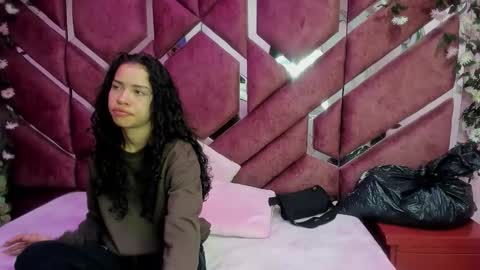 nanis james15 online show from 16, 4, 2026