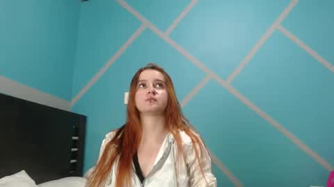 Snapshot of nanna_and_balder2 chatting on 2, 11, 2025 nanna_and_balder2 online show from 2, 11, 2025