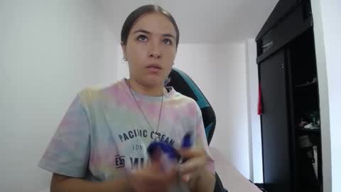 Snapshot of nanna_yoshi chatting on 12, 1, 2025 nanna yoshi online show from 12, 1, 2025