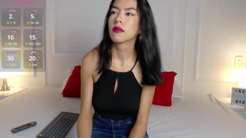 nany_model25 online show from 27, 11, 2025