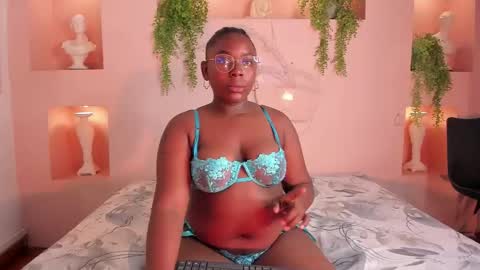 nanymoreno online show from 18, 10, 2025