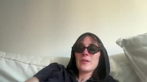 Snapshot of naomi________ chatting on 3, 6, 2026 Naomi online show from 3, 6, 2026