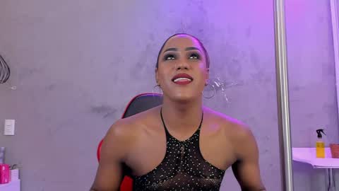 Snapshot of naomi__blair chatting on 23, 5, 2026 Naomi Blair online show from 23, 5, 2026