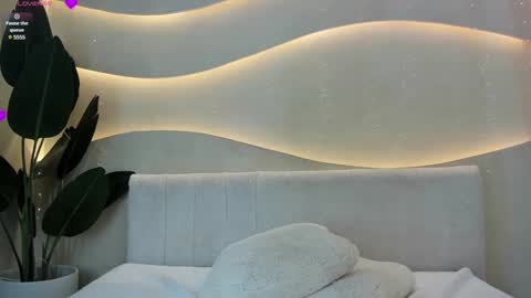 Naomi  online show from 29, 12, 2024