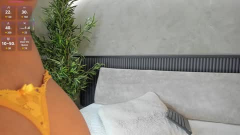 Naomi  online show from 5, 2, 2025