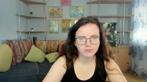 naomi_di online show from 2, 6, 2026