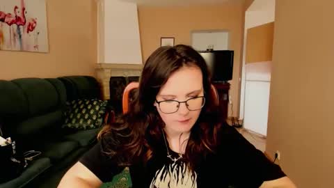 naomi_di online show from 8, 6, 2026