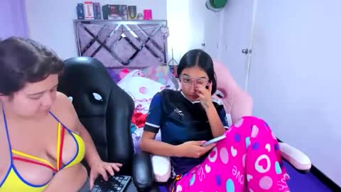 Snapshot of naomi_johnson132 chatting on 1, 6, 2026 nahomi online show from 1, 6, 2026