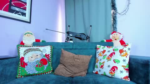 Snapshot of naomi_jones13 chatting on 1, 12, 2024 Nahomi Jones online show from 1, 12, 2024