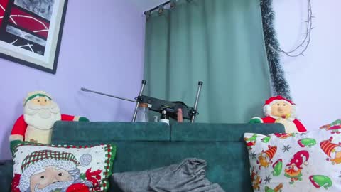 Snapshot of naomi_jones13 chatting on 6, 12, 2024 Nahomi Jones online show from 6, 12, 2024