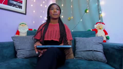 Snapshot of naomi_jones13 chatting on 29, 12, 2024 Nahomi Jones online show from 29, 12, 2024