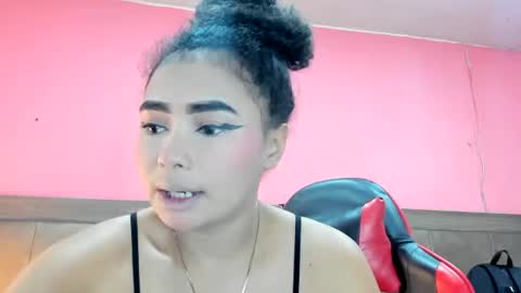 Snapshot of naomi_moon_ chatting on 11, 7, 2026 Naomi Moon online show from 11, 7, 2026