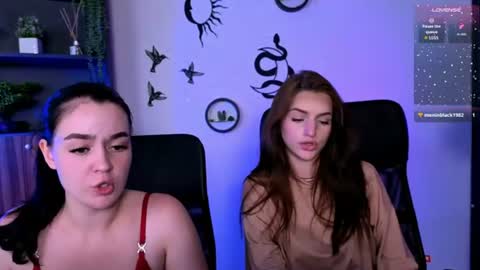 Snapshot of naomi_perl chatting on 12, 7, 2026 Naomi online show from 12, 7, 2026