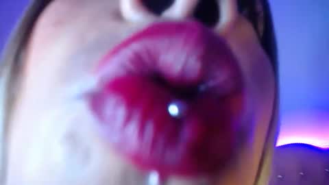 Snapshot of naomi_shayk chatting on 5, 6, 2026 naomi_shayk online show from 5, 6, 2026