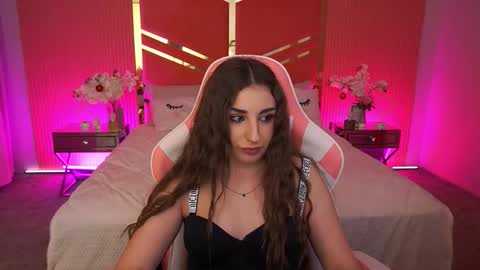 naomibaae online show from 22, 12, 2025