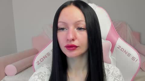 Naomi online show from 21, 11, 2025