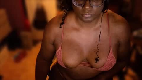 Naomi online show from 15, 9, 2025