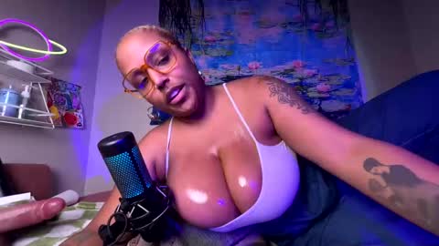 Snapshot of naomigiirl6 chatting on 11, 3, 2025 Naomigiirl6 online show from 11, 3, 2025