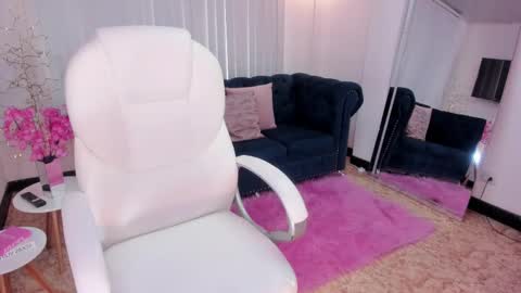 Naomi Campbell online show from 5, 3, 2025