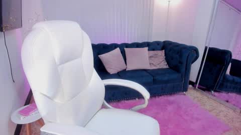 Naomi Campbell online show from 6, 3, 2025