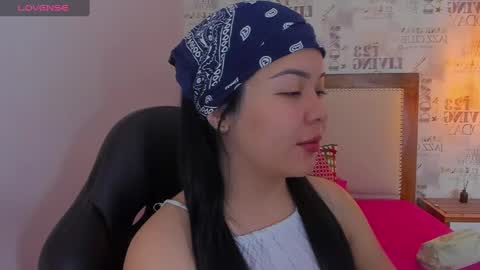 Snapshot of naomijohnson1 chatting on 5, 12, 2024 Naomi online show from 5, 12, 2024
