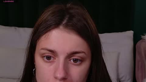 Snapshot of naomimur chatting on 22, 9, 2025 Naomi online show from 22, 9, 2025