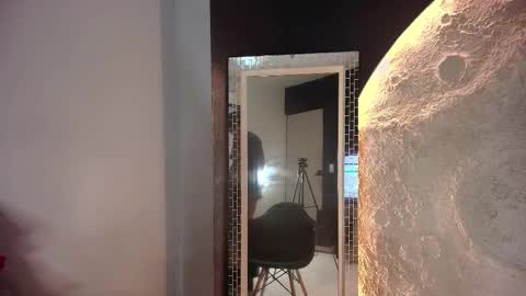 Snapshot of naomiqueents chatting on 11, 11, 2025 Naomi Qeents online show from 11, 11, 2025