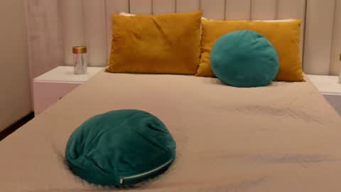 Snapshot of naomisainz chatting on 15, 1, 2025 Naomi online show from 15, 1, 2025