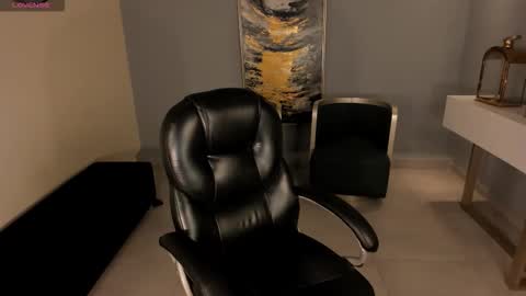 Snapshot of naomisainz chatting on 23, 11, 2025 Naomi online show from 23, 11, 2025