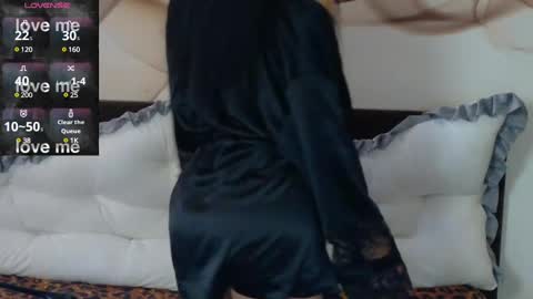 NaomiScarlett online show from 25, 2, 2025