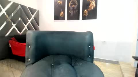 naomiwildburn online show from 24, 11, 2025