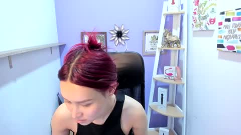 Snapshot of naomy_stanley chatting on 9, 7, 2026 Naomy Stanley online show from 9, 7, 2026