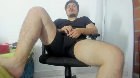 Snapshot of narciso_kh chatting on 8, 4, 2026 deibyd online show from 8, 4, 2026
