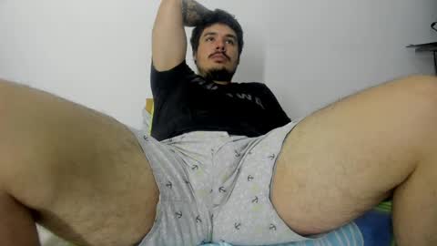 Snapshot of narciso_kh chatting on 13, 4, 2026 deibyd online show from 13, 4, 2026