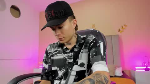 Snapshot of nascary_fox chatting on 25, 4, 2026 Nascary Fox online show from 25, 4, 2026