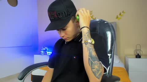 Snapshot of nascary_fox chatting on 29, 4, 2026 Nascary Fox online show from 29, 4, 2026