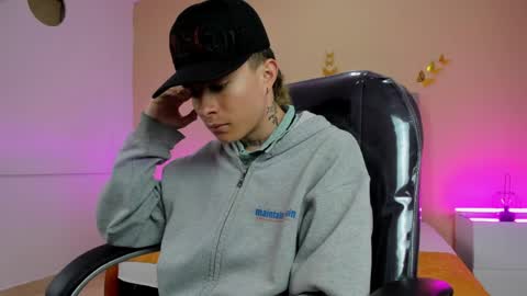 Snapshot of nascary_fox chatting on 1, 5, 2026 Nascary Fox online show from 1, 5, 2026