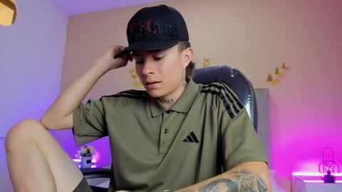 Snapshot of nascary_fox chatting on 7, 5, 2026 Nascary Fox online show from 7, 5, 2026