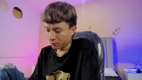 Snapshot of nascary_fox chatting on 19, 5, 2026 Nascary Fox online show from 19, 5, 2026