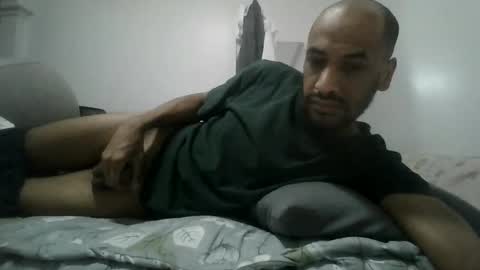 Snapshot of naslikme chatting on 5, 4, 2026 nas online show from 5, 4, 2026