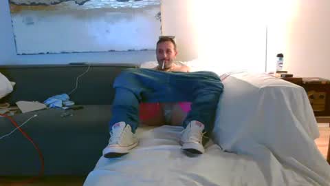 nassobout online show from 25, 2, 2026