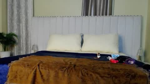 Snapshot of nassythebody chatting on 14, 11, 2025 NASSY online show from 14, 11, 2025