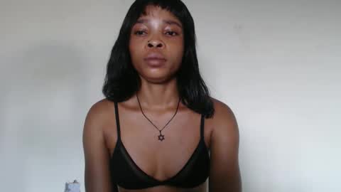 Snapshot of nastie_cumlover chatting on 11, 11, 2025 bella online show from 11, 11, 2025