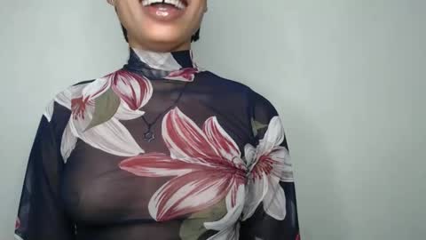 Snapshot of nastie_cumlover chatting on 27, 11, 2025 bella online show from 27, 11, 2025