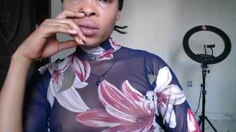 Snapshot of nastie_cumlover chatting on 2, 12, 2025 bella online show from 2, 12, 2025