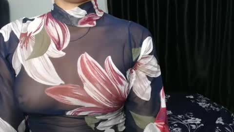 Snapshot of nastie_cumlover chatting on 15, 12, 2025 bella online show from 15, 12, 2025