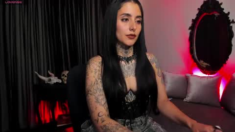 Snapshot of nasty_alice1 chatting on 10, 5, 2026 Goddess Alice online show from 10, 5, 2026