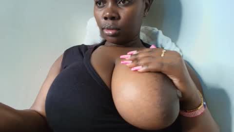 Snapshot of nasty_nohelah chatting on 16, 12, 2025 chimummy online show from 16, 12, 2025